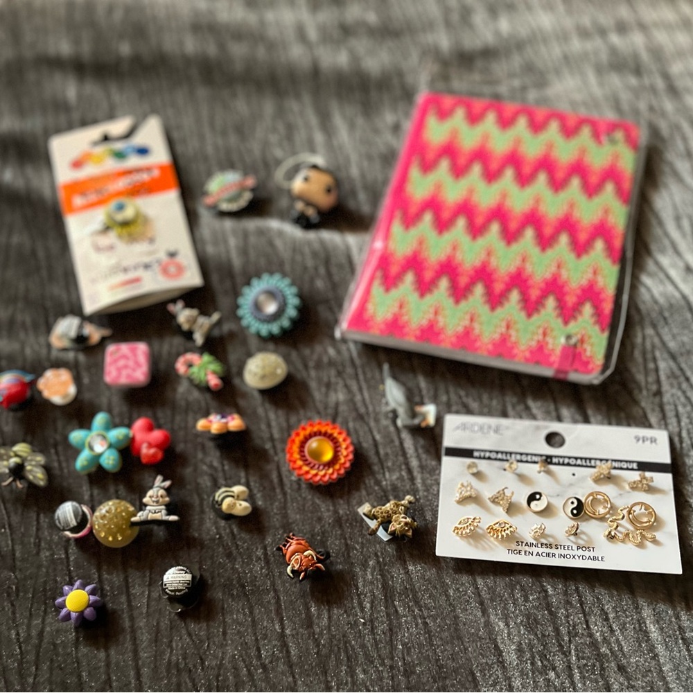 Jibbitz crocs charm and more Kids Jewelry Set with Pink and Green Accents